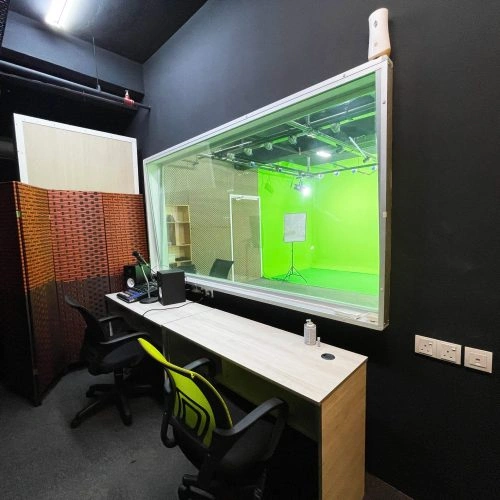 Green Screen Studio Producer Room