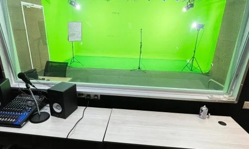 Green Screen Studio Producer Room